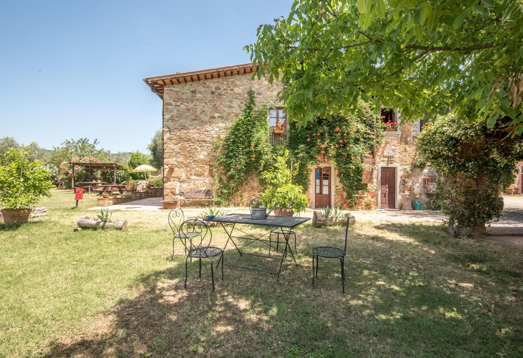 Poggio Primo - Bilocale Brando Villa Castiglion Fibocchi Bagian luar foto