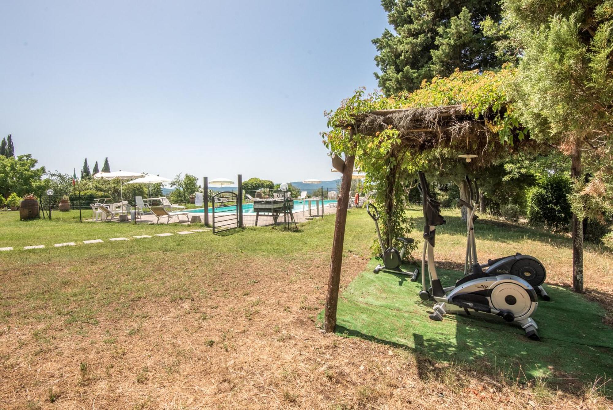 Poggio Primo - Bilocale Brando Villa Castiglion Fibocchi Bagian luar foto